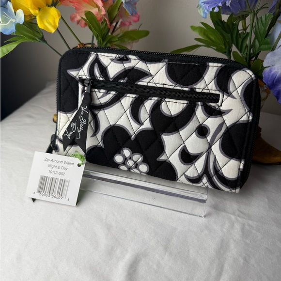 NWT Vera Bradley Night & Day Zip Around Wallet – Retired & Rare - Picture 3 of 11